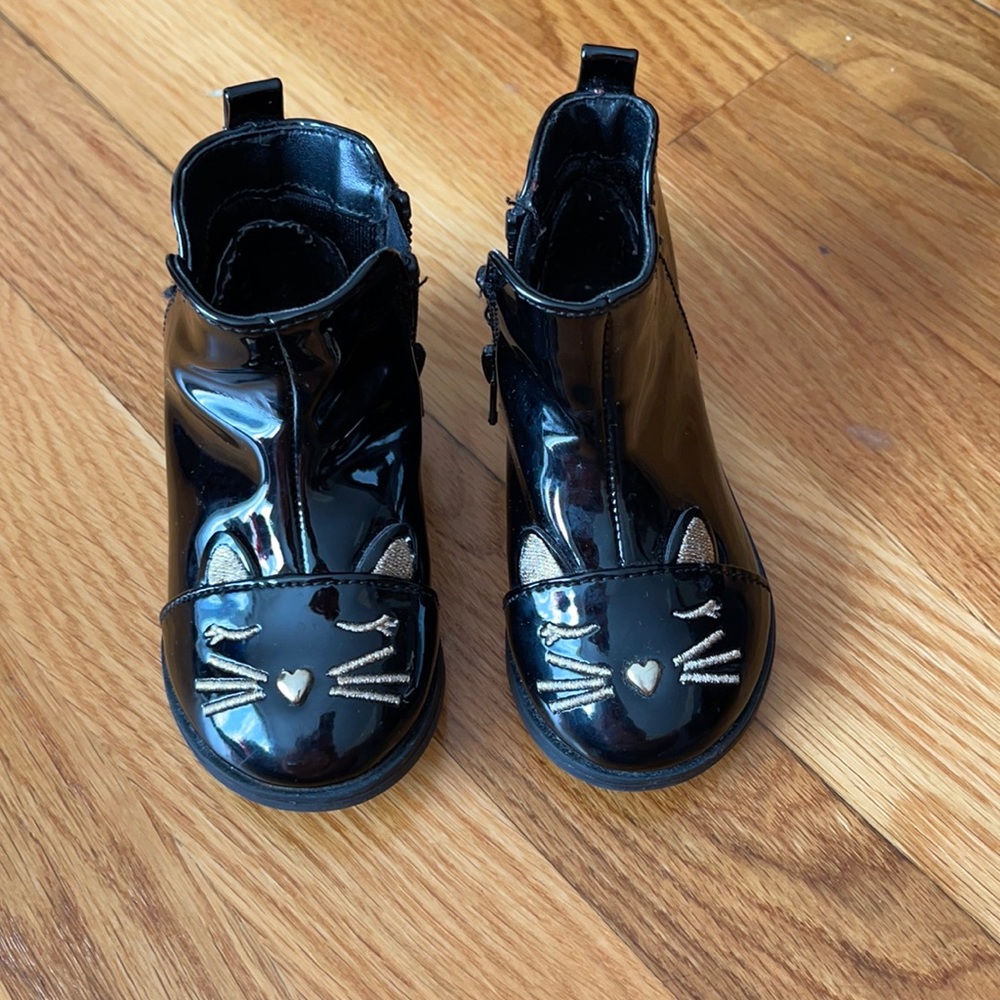 2/18- Children’s Place Patent Cat Booties